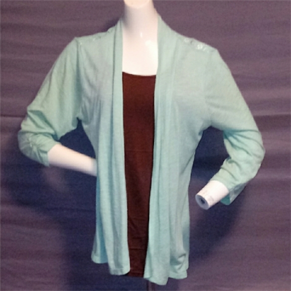 Green Lace Open Back Cardigan - Picture 2 of 7